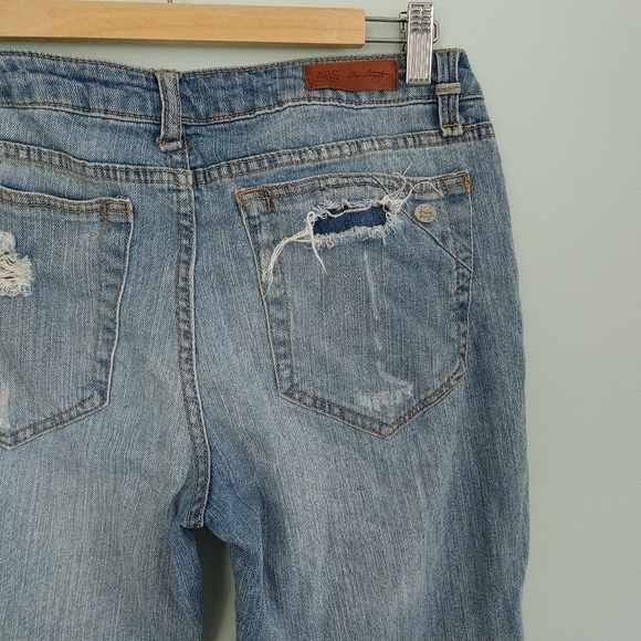 ABS Denim | distressed jeans - Picture 7 of 9